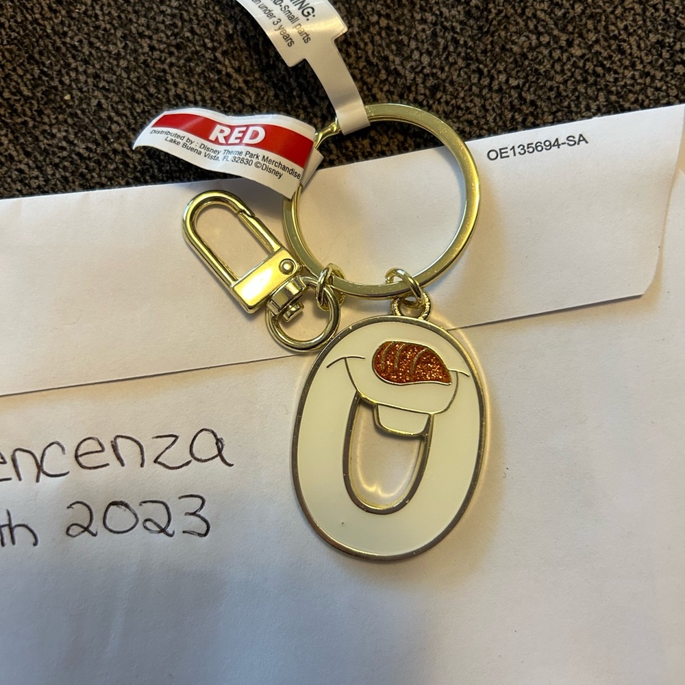 Disney World Keychain Pack!!! - Picture 3 of 11
